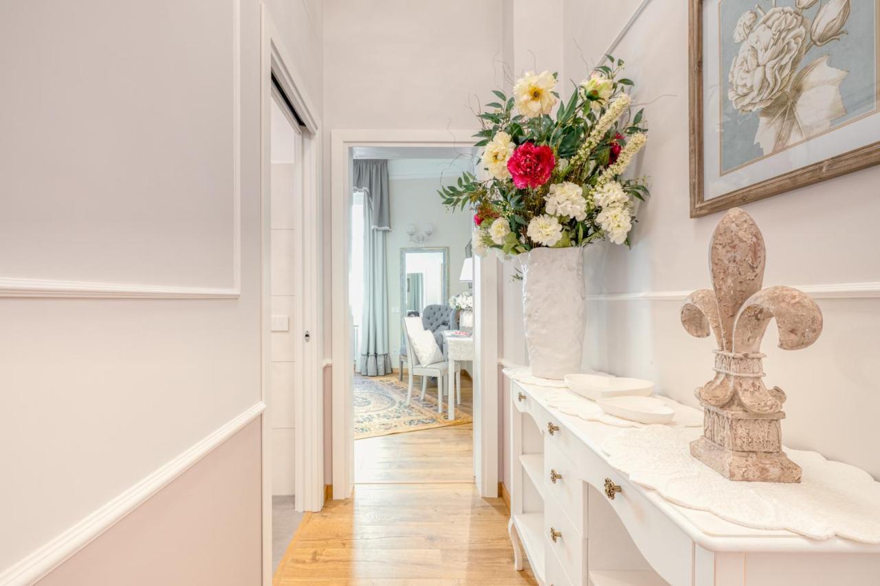 Luxury Stars In Rome - Andromeda Apartment In Colosseum Ngoại thất bức ảnh